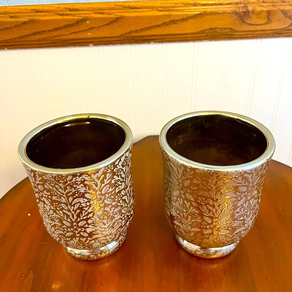 Gorgeous Modern Silver Platinum Milk‎ Glass Planter Ice Bucket Embossed Pattern